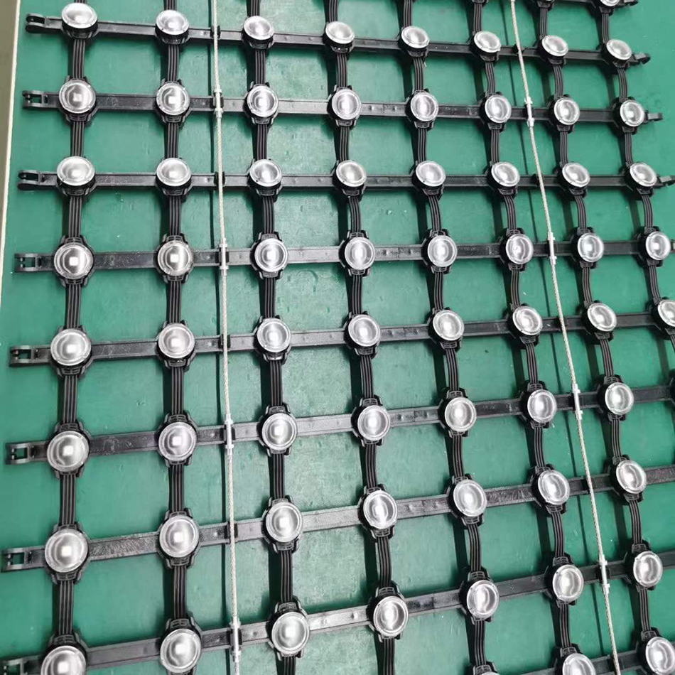 什么樣的戶外LED像素網(wǎng)格屏能讓我們的廣告更出眾呢？